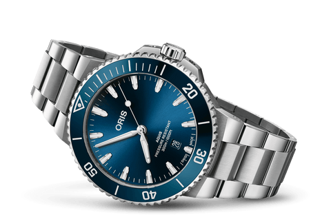 Oris Aquis Date 43.5mm (Calibre 733)