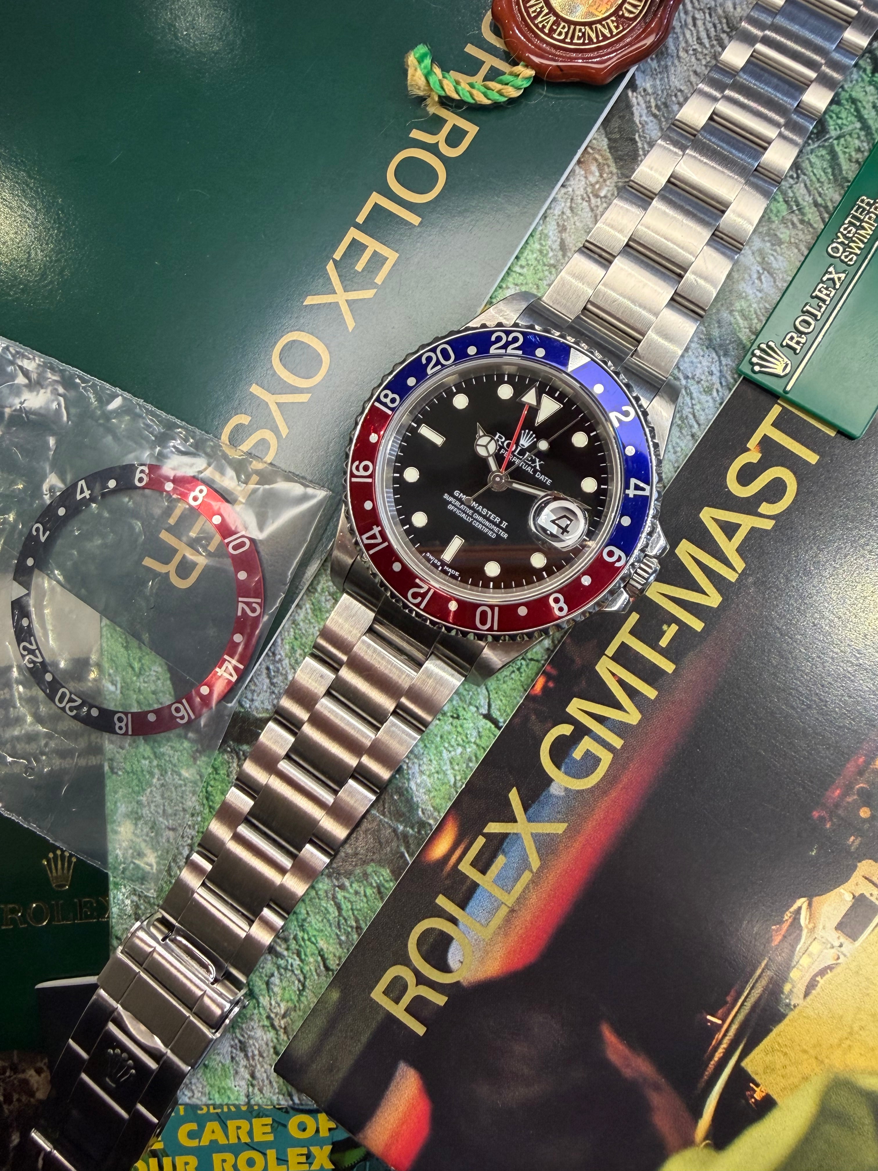 Rolex GMT Master II "Pepsi" Plus "Coke" Bezel (2004 Box & Papers) 16710