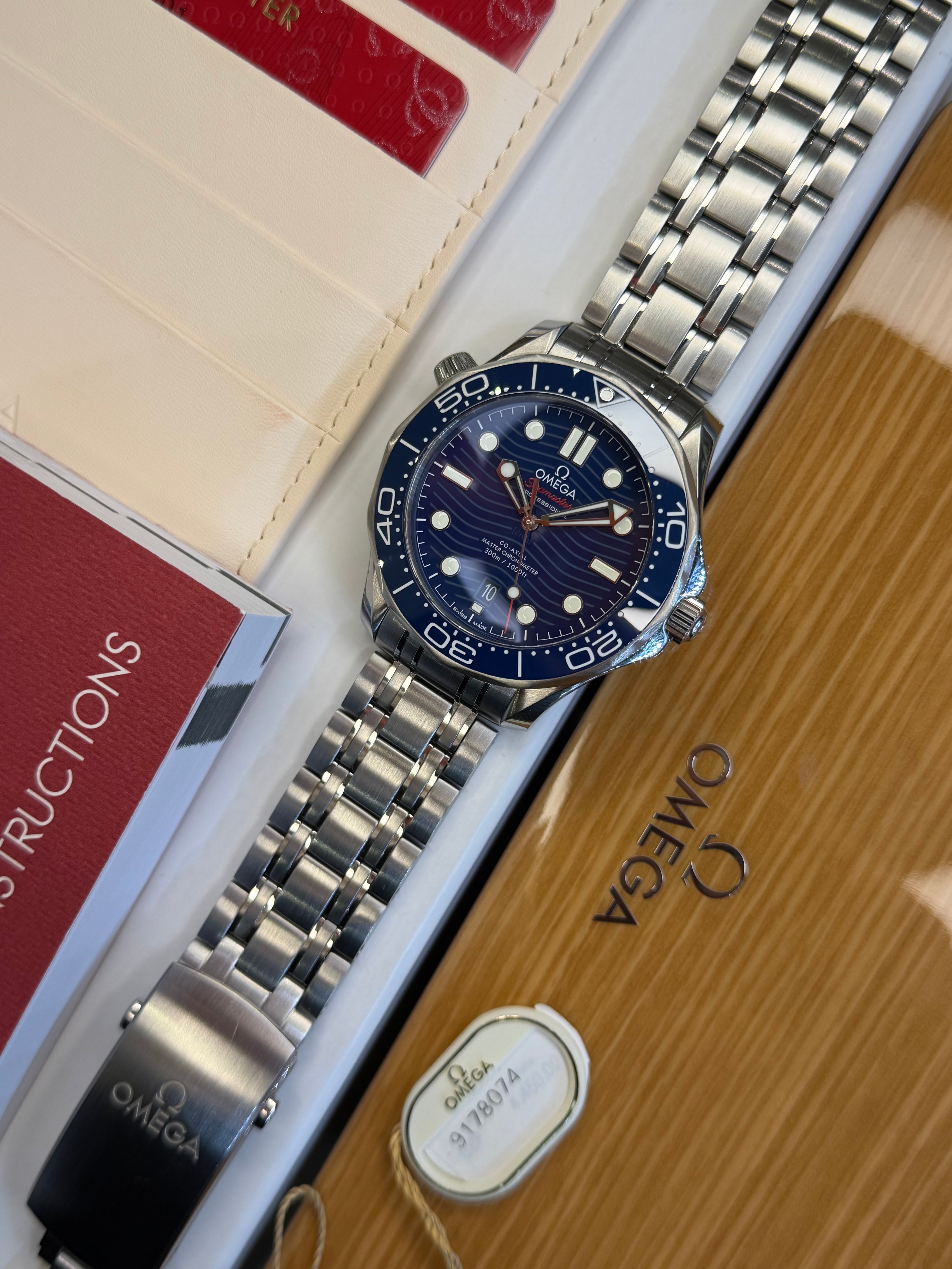 Omega Seamaster Diver 300 Blue (2021 Full Set)