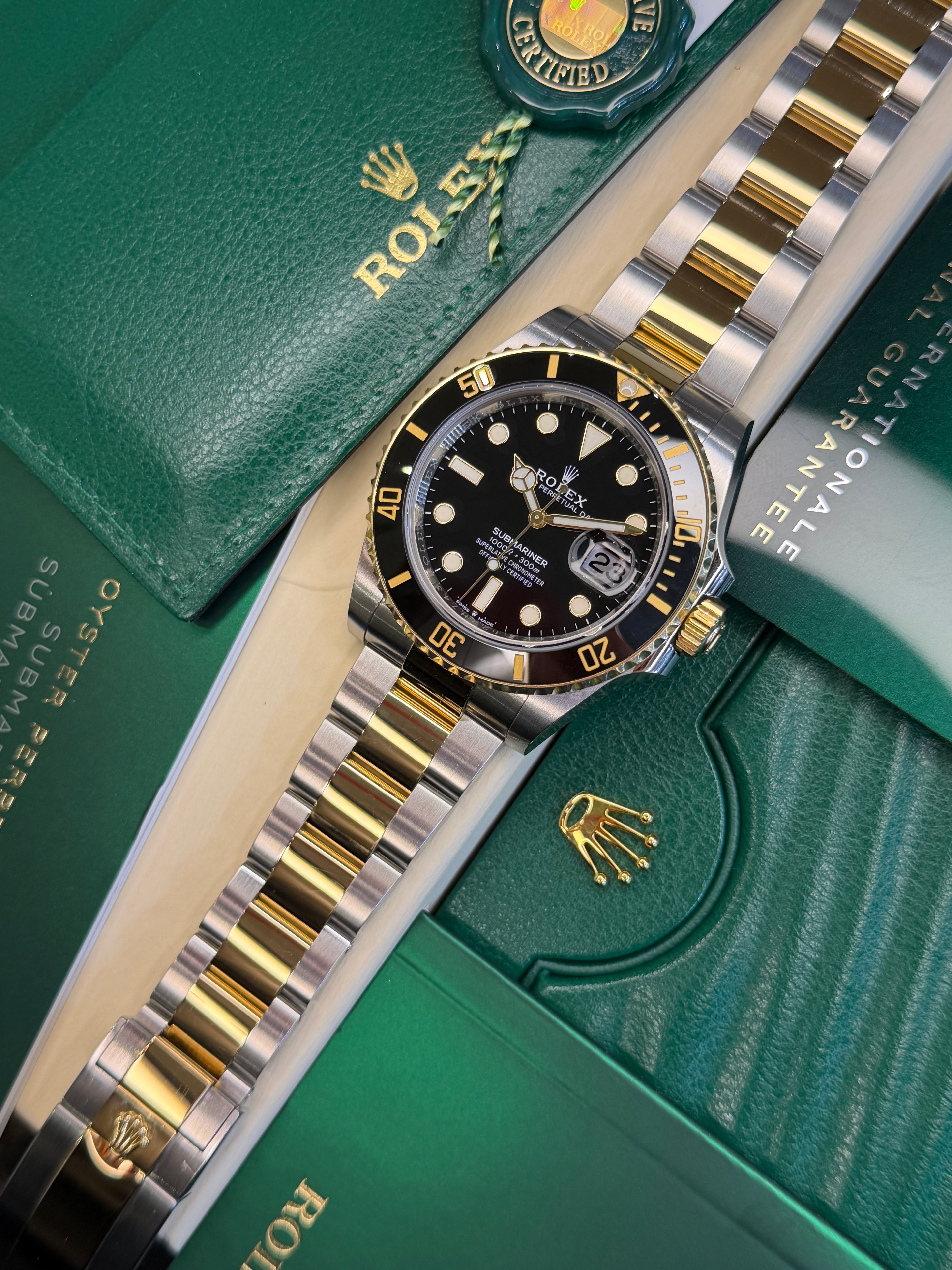 Rolex Submariner Steel & Gold (2023 Full Set) 126613LN