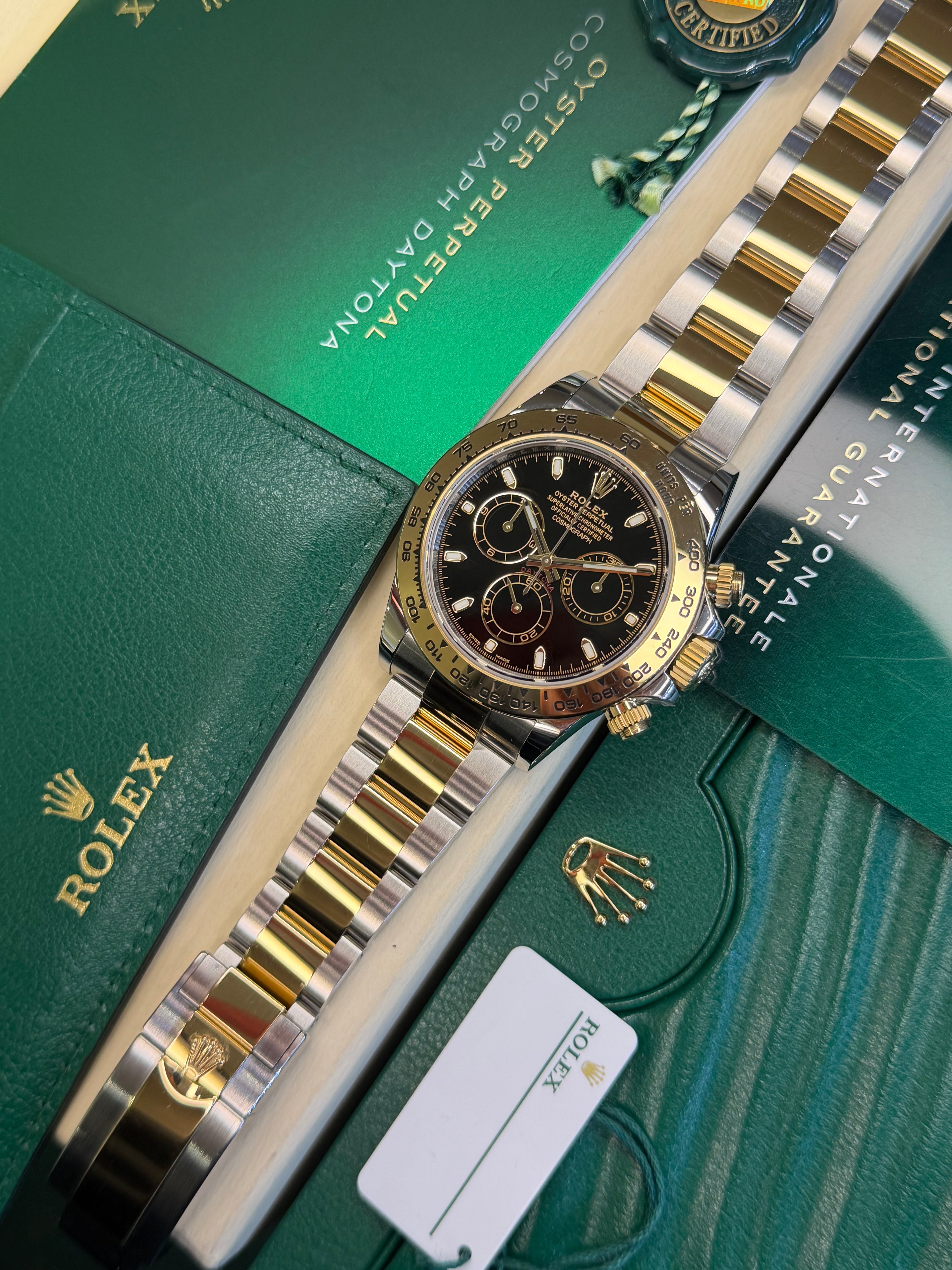 Rolex Daytona Bi-Metal Black Dial (2023 Full Set) 116503