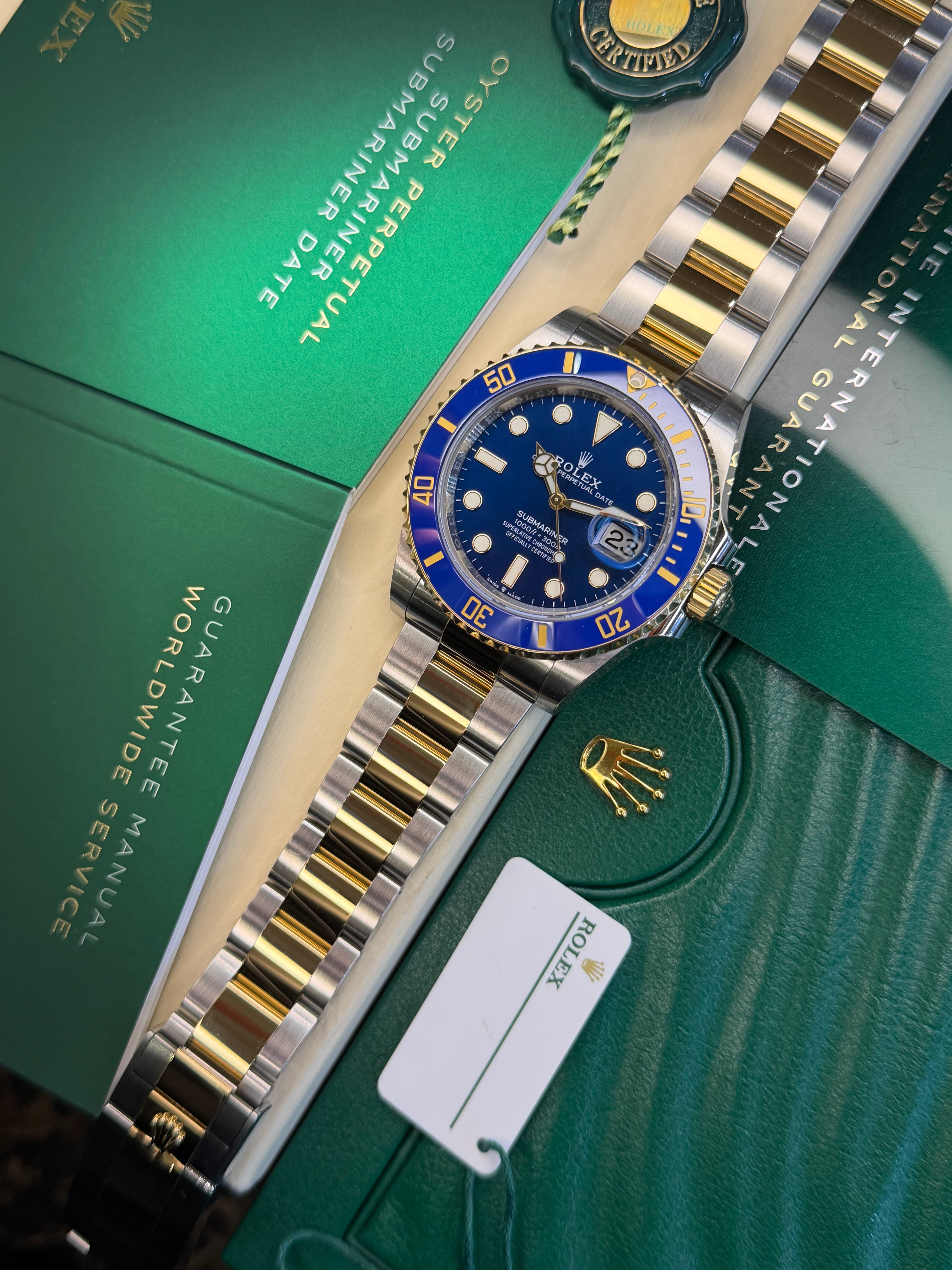 Rolex Submariner "Bluesy" (2023 Box & Papers) 126613LB