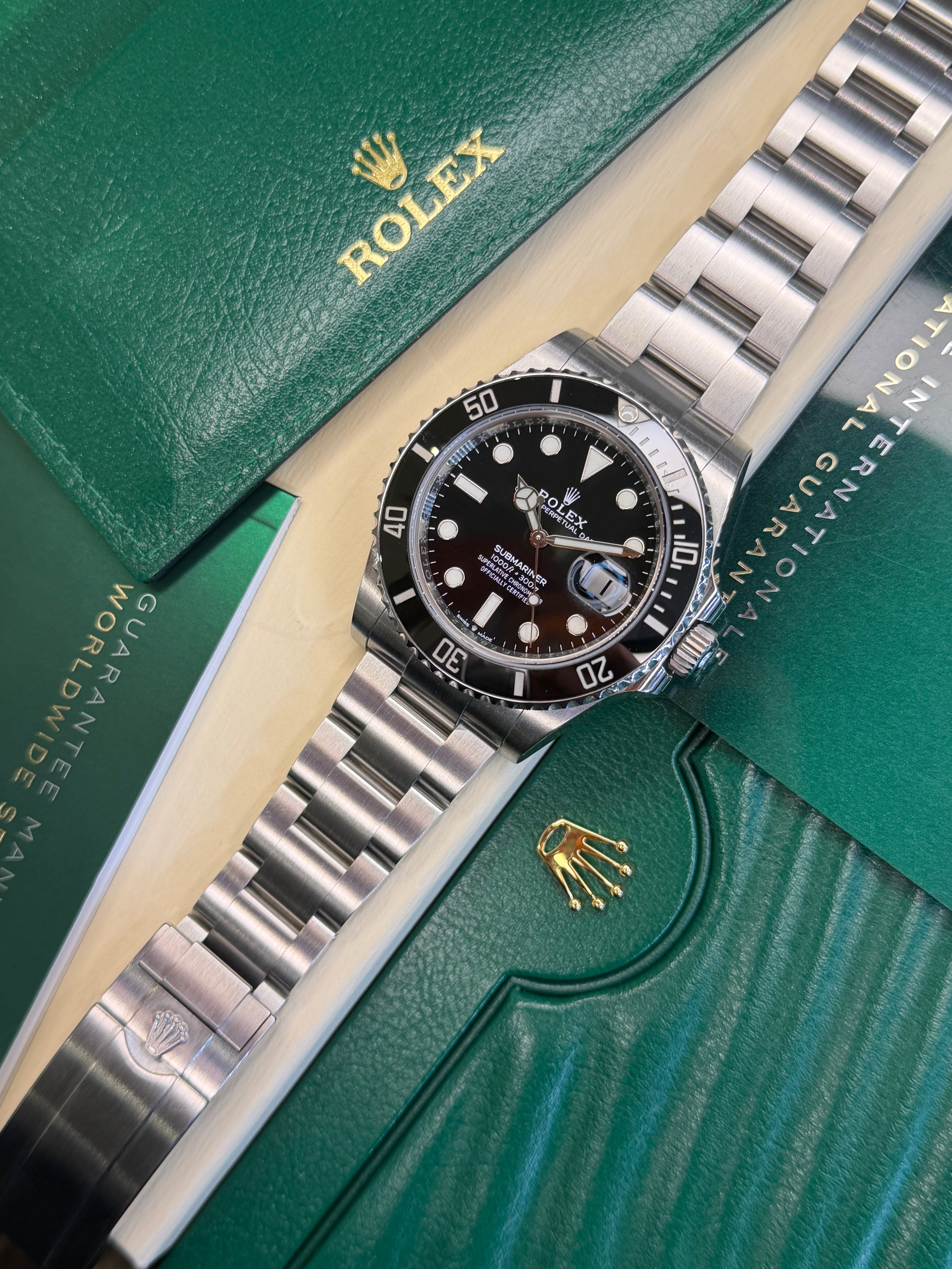 Rolex Submariner Date (2021 Box & Papers) 126610LN