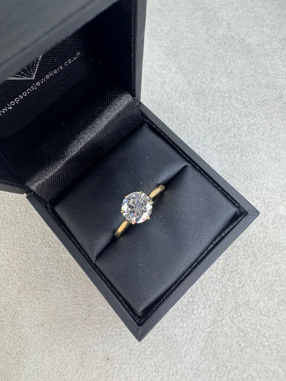 18ct Yellow Gold 1.50ct 6 claw Lab Grown Round Brilliant Diamond Ring