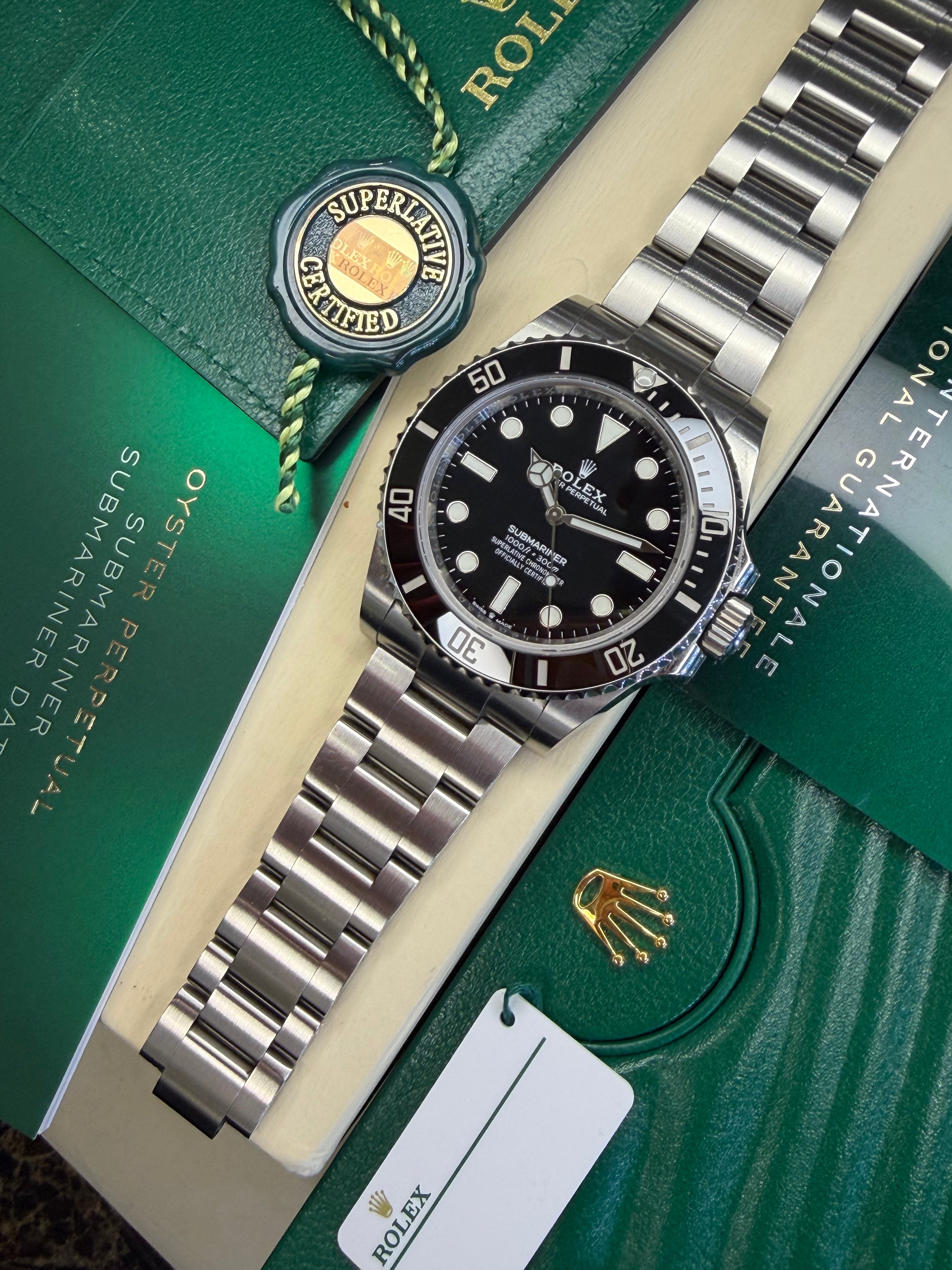 Rolex Submariner Non-Date (2022 Full Set) 124060