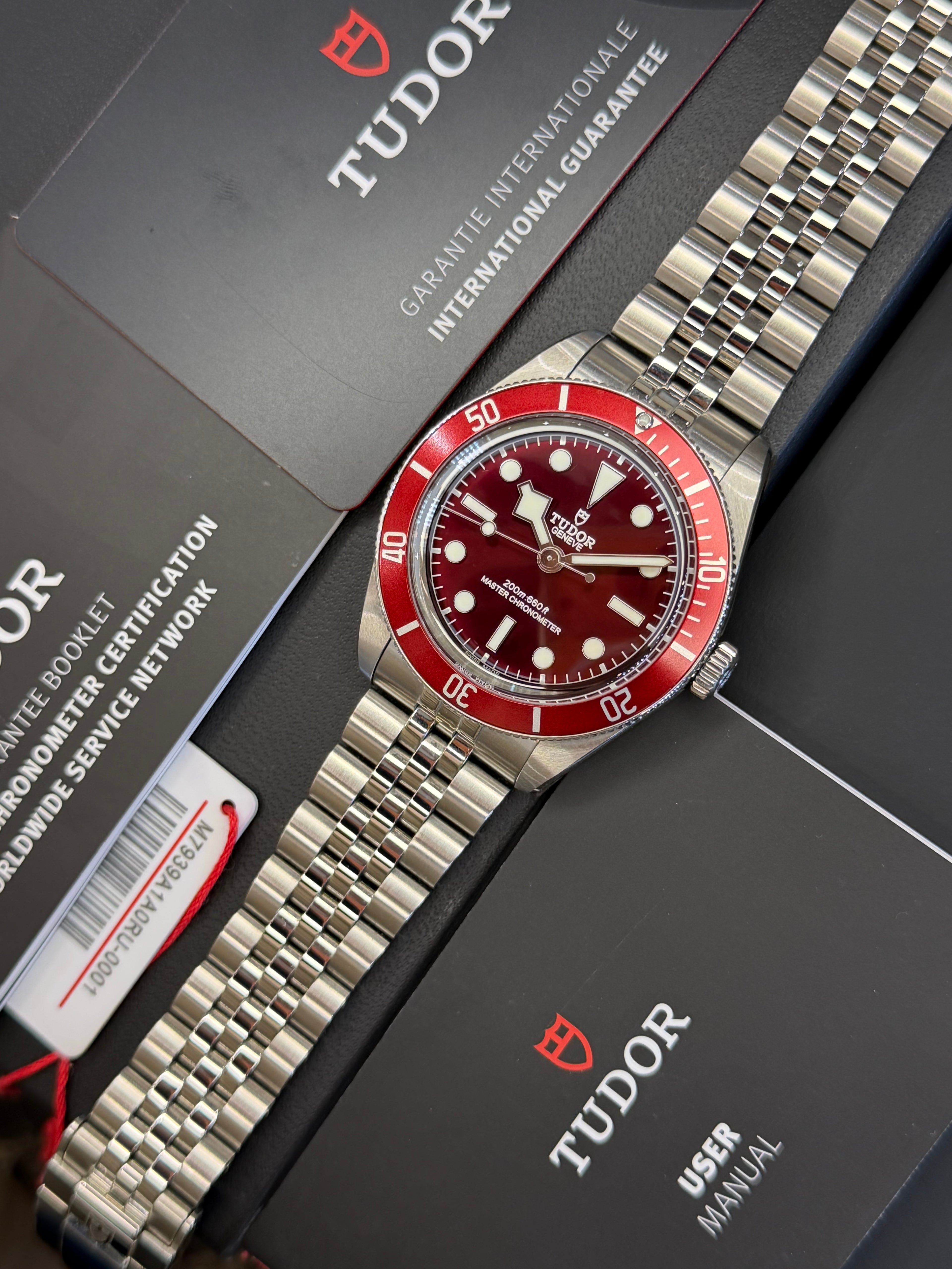 Tudor Black Bay 58 "Cherry" (2025 Unworn Full Set) 7939A1A0RU