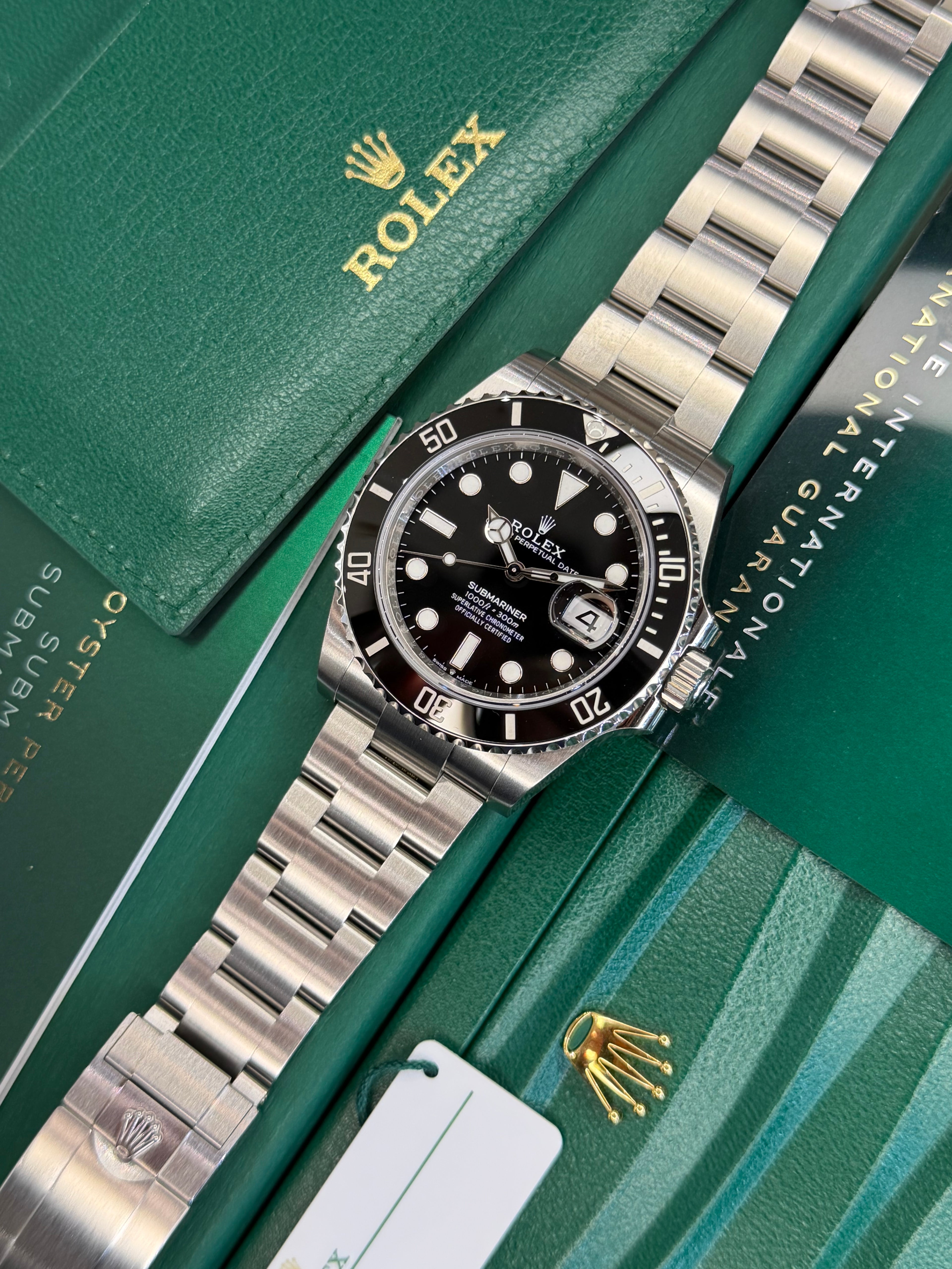 Rolex Submariner Date (2026 Unworn Brand New Full Set)