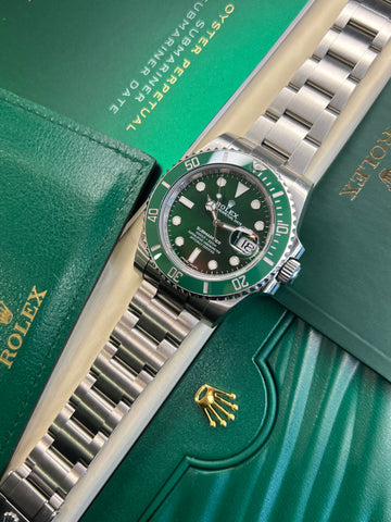 Rolex Submariner "Hulk" (2018 Box & Papers) 116610LV