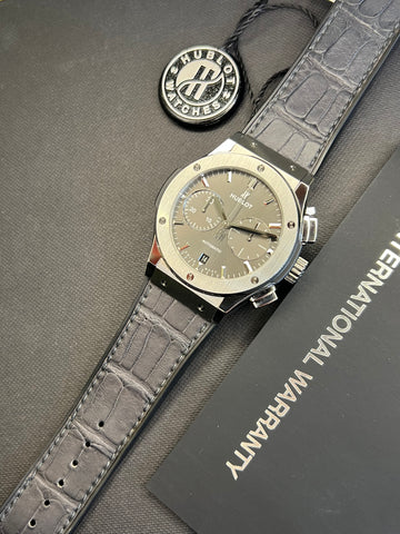 Hublot Classic Fusion 45mm Racing Grey Titanium (Just serviced!) 521.NX.7071.LR