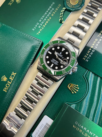 Rolex Submariner "Starbucks" (2023 Full Set) 126610LV