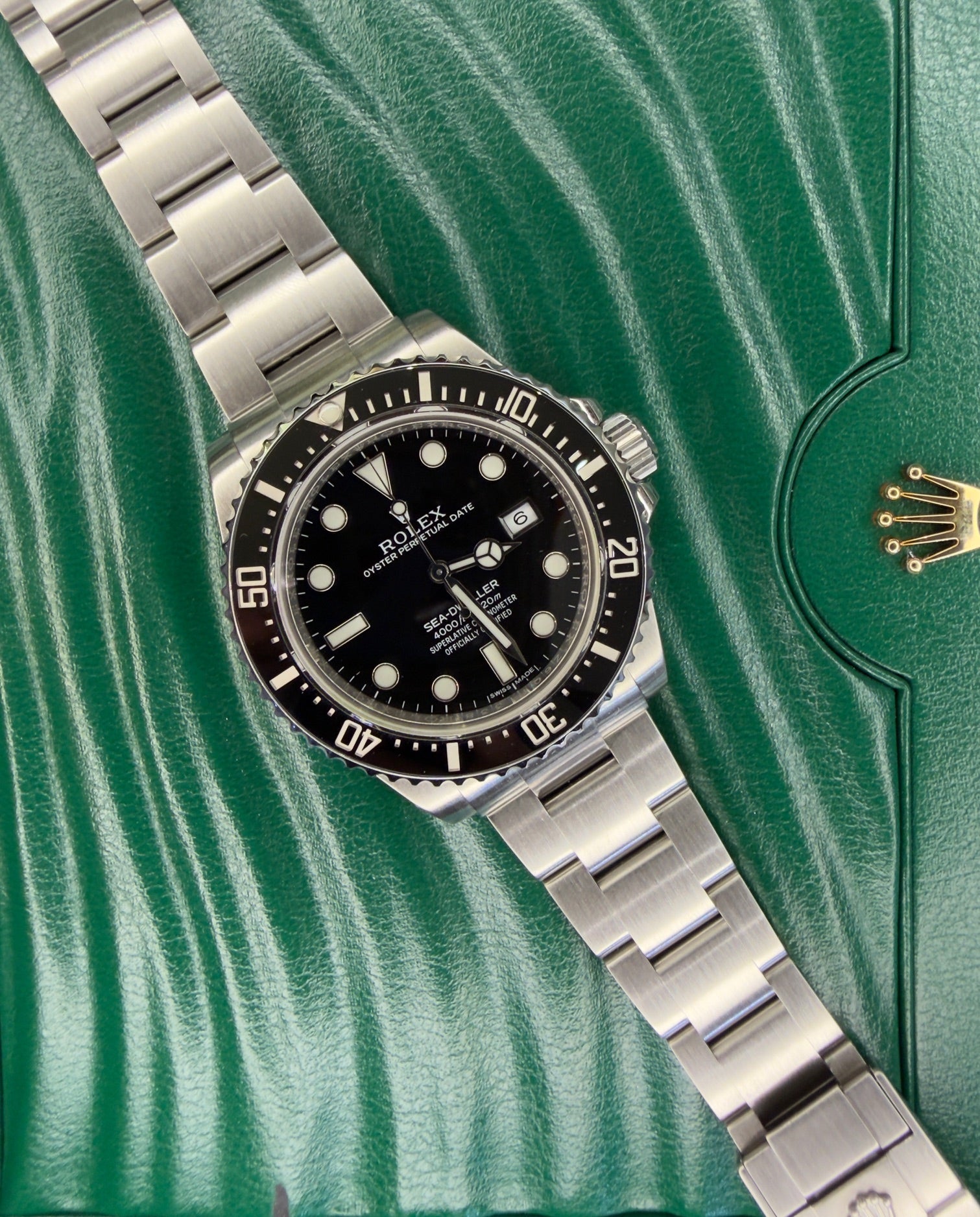 Rolex Sea-Dweller 4000 (2015 Box & Papers)